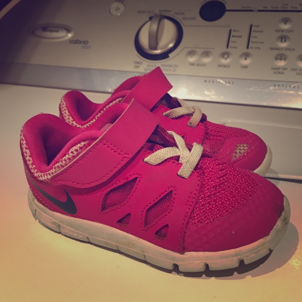 Girls toddler Nike shoes
